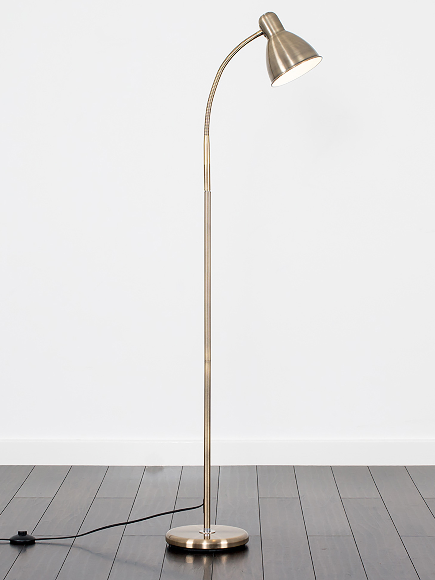 Flexi neck floor lamp